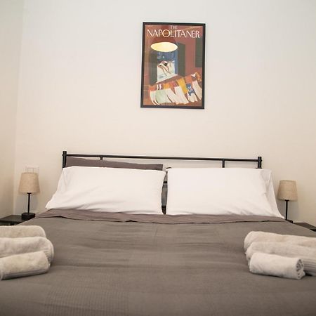 B&B 4Cella Napels Buitenkant foto