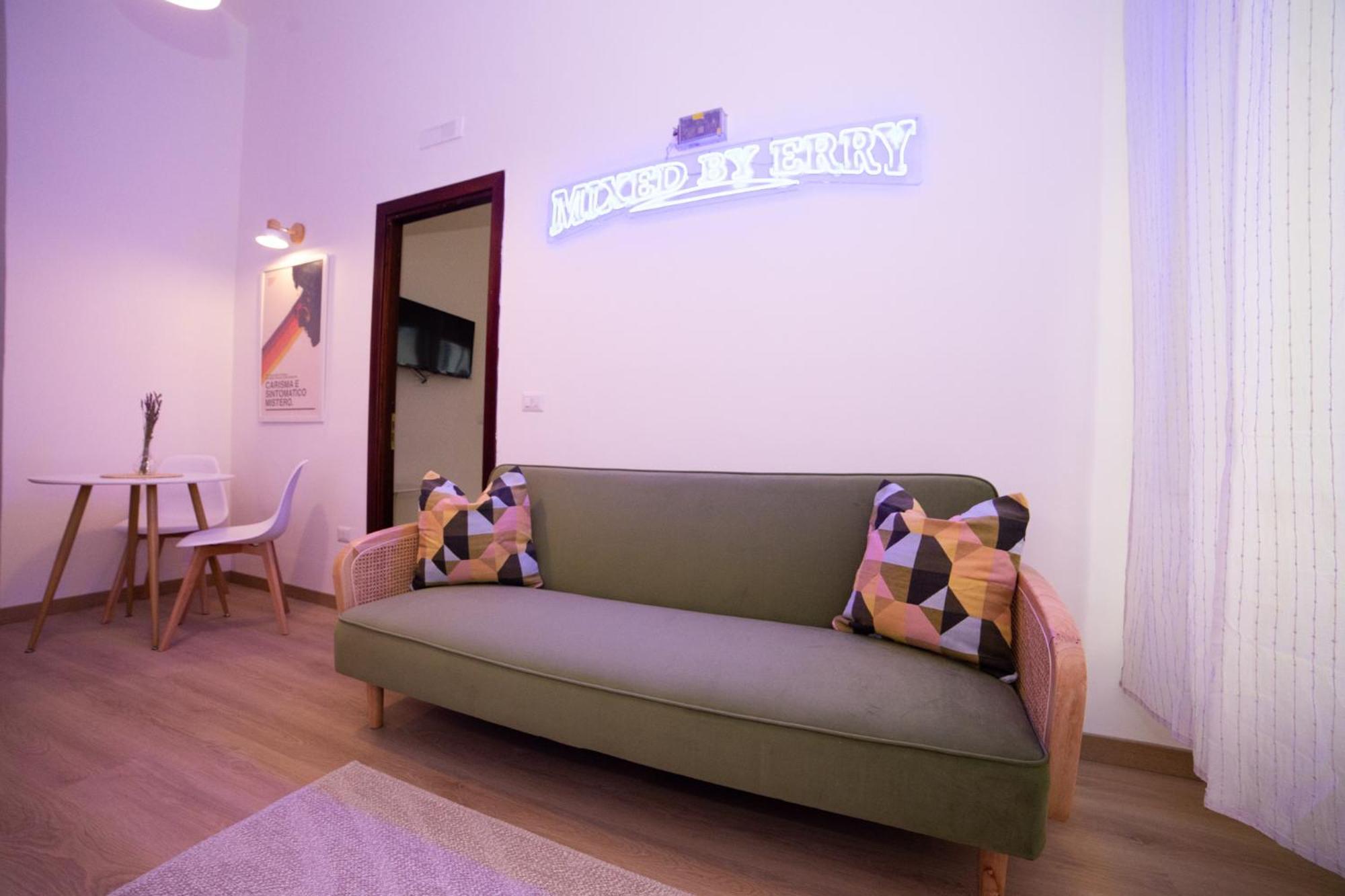 B&B 4Cella Napels Buitenkant foto